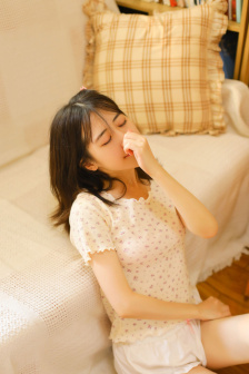 一边亲着一面膜下面怎么回事